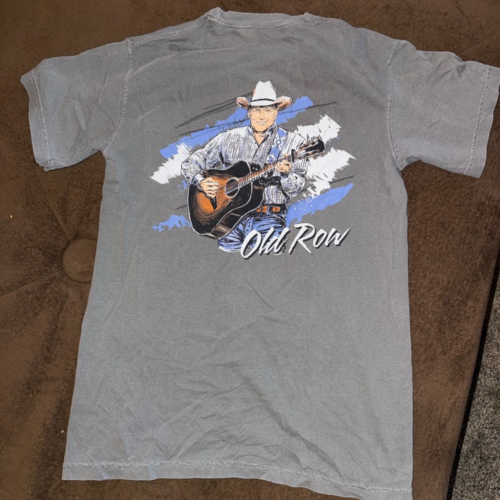 Men’s Old Row George Strait short sleeve tee size small